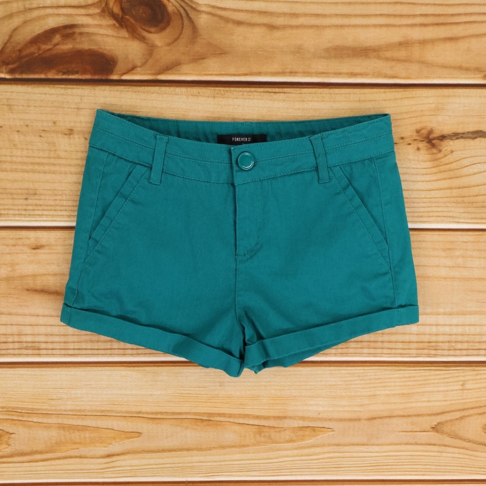Forever 21 Shorts Womens Size S Forest Green‎ Chinos Cuffed Pockets 1.5" Inseam